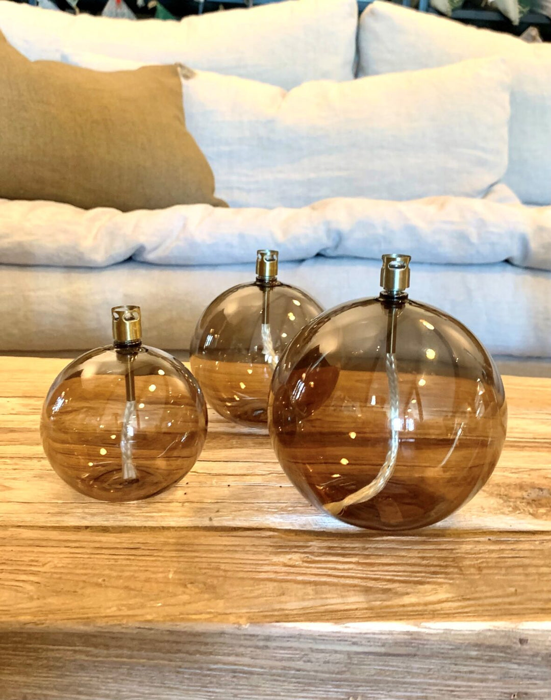 Oljelampe boll M Ø 11 cm champagne
