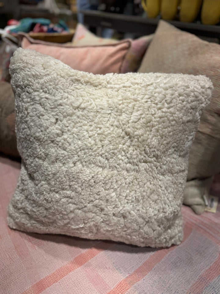 Pute lammeskinn 52x52cm beige/pearl