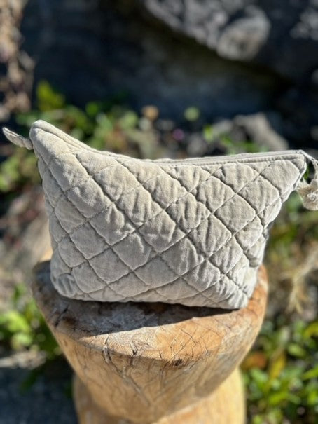 Toalettmappe velur moss