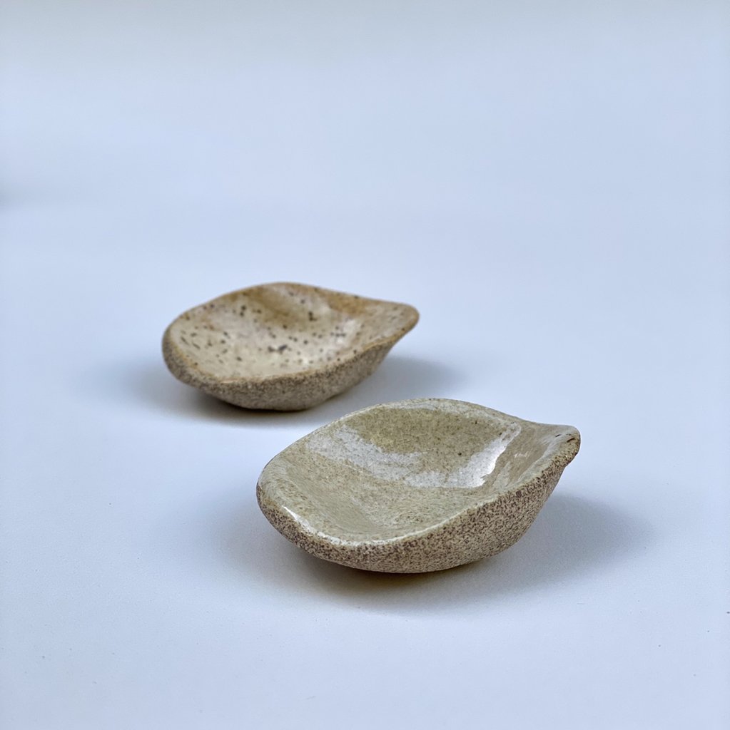 Elbow smudge pot