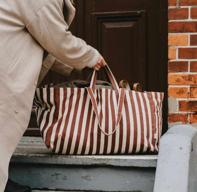 Stor stripet bag brun