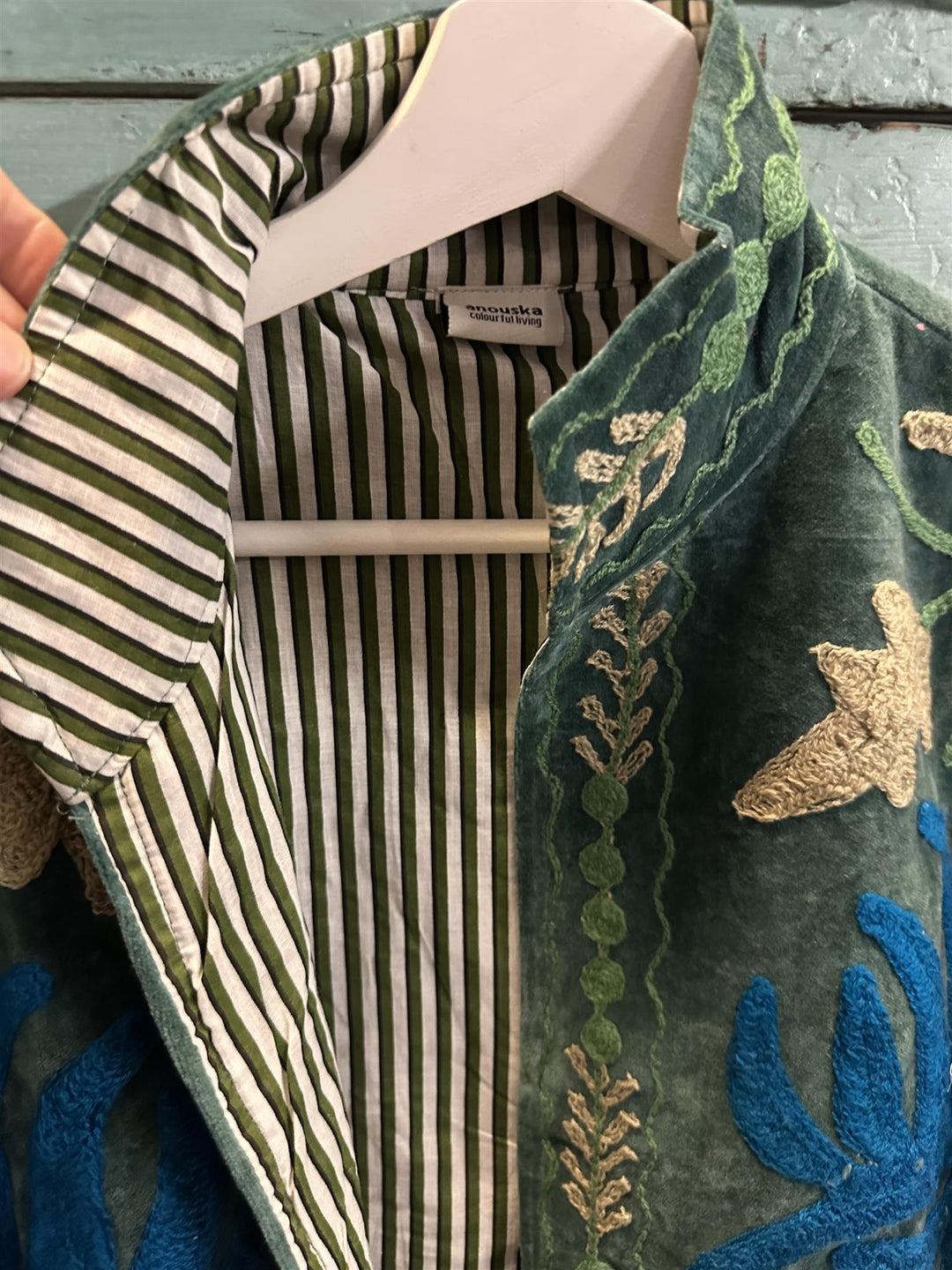 Anouska jakke velur med broderier teel green