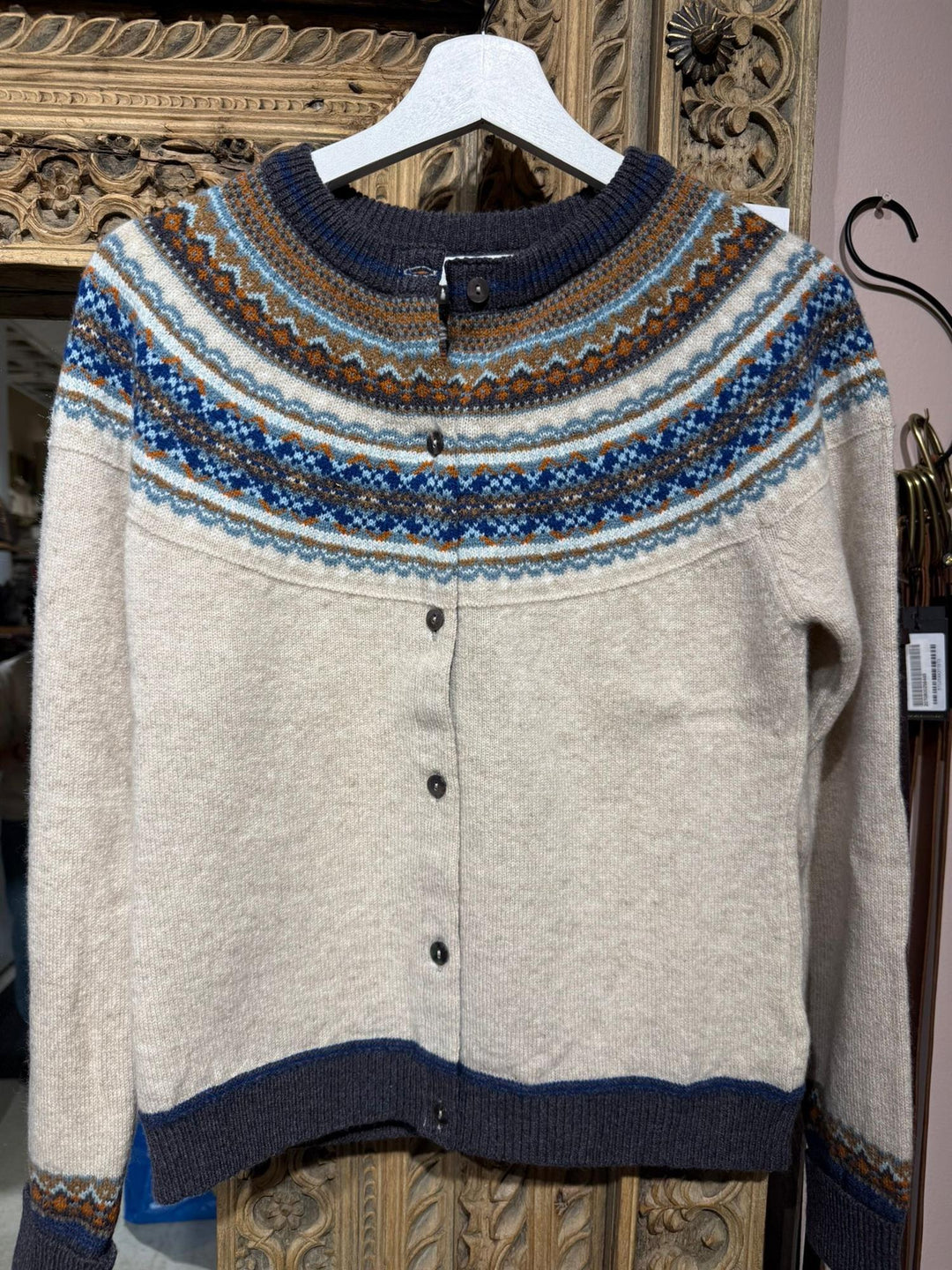 Alpine cardigan taurus
