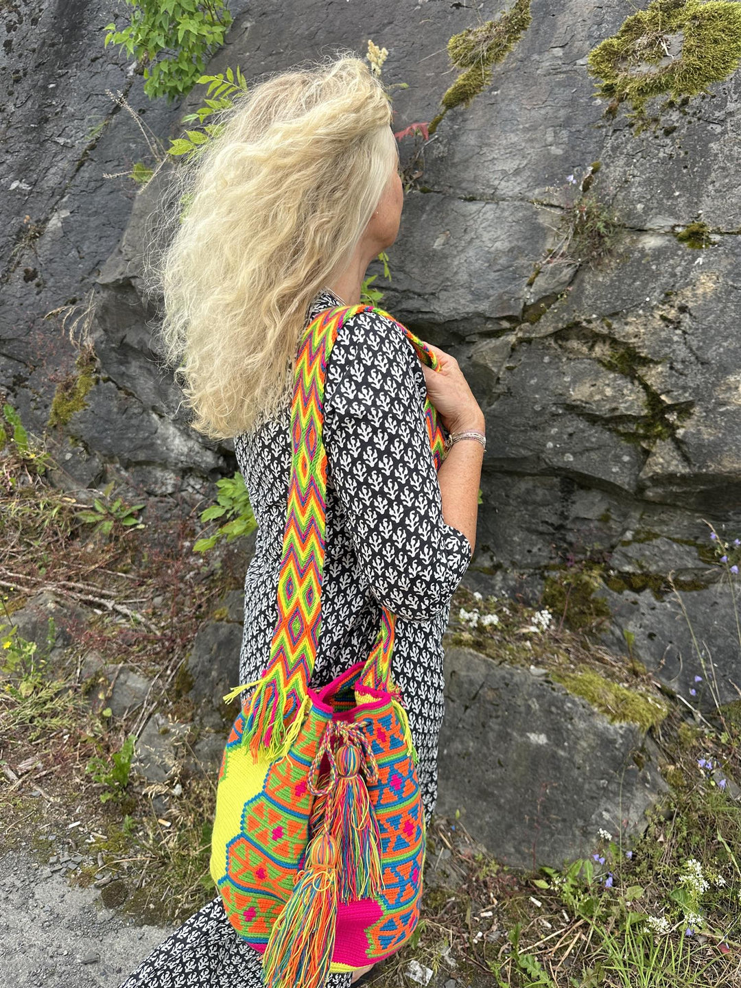 Guariche Wayuu bag neonfarger Nr 3
