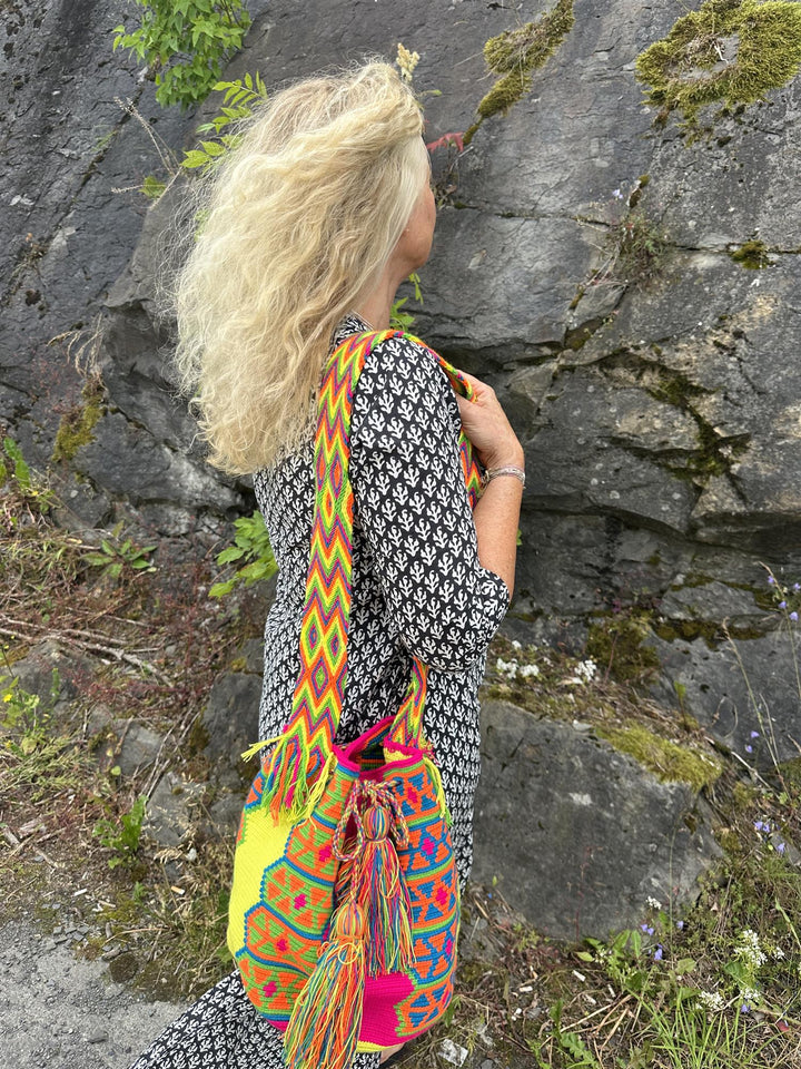 Guariche Wayuu bag neonfarger Nr 3