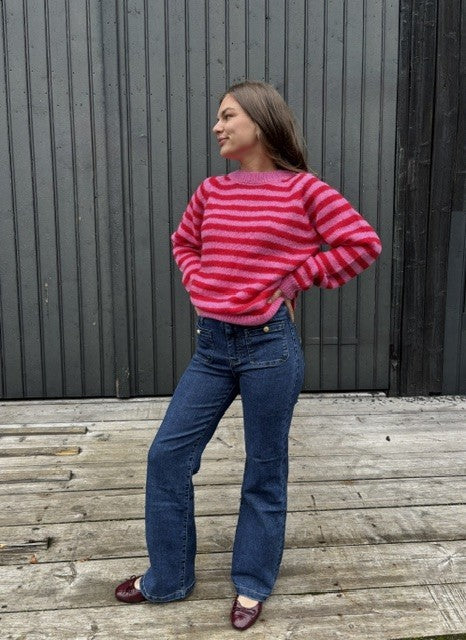 Bukse jeans med gullknapper