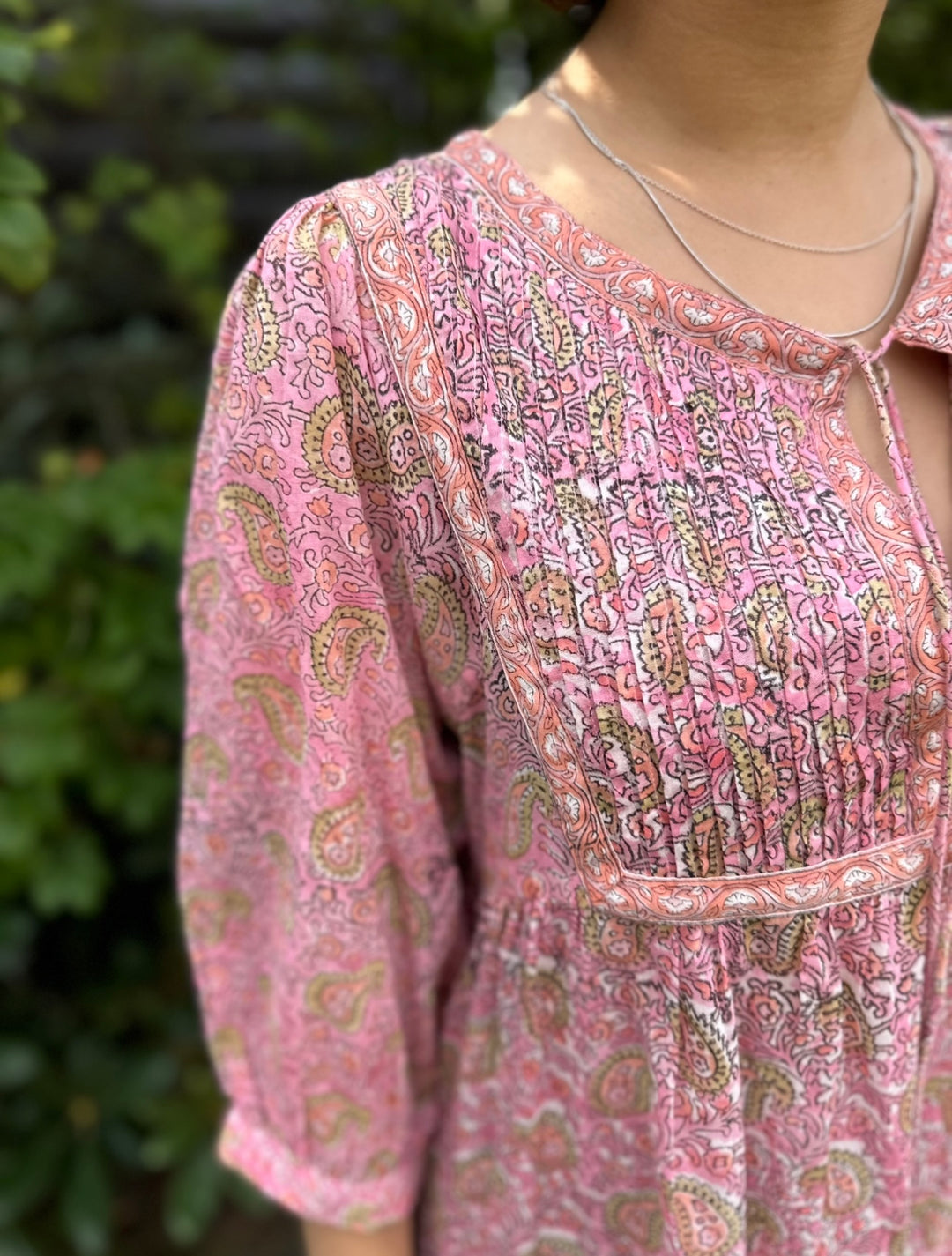 Tone smekkekjole paisley pink