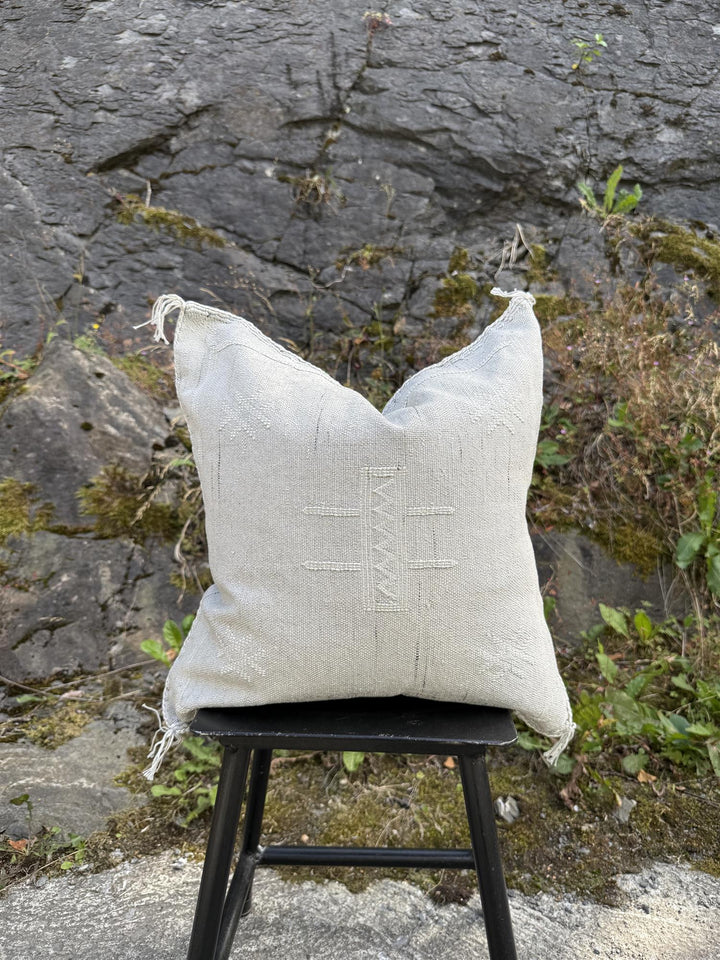 Putetrekk kaktus silke 50 x 50 cm gå m hvitt mønster