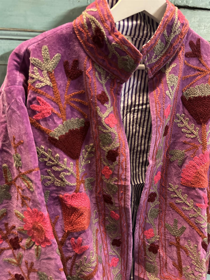 Anouska jakke velur med broderier purple