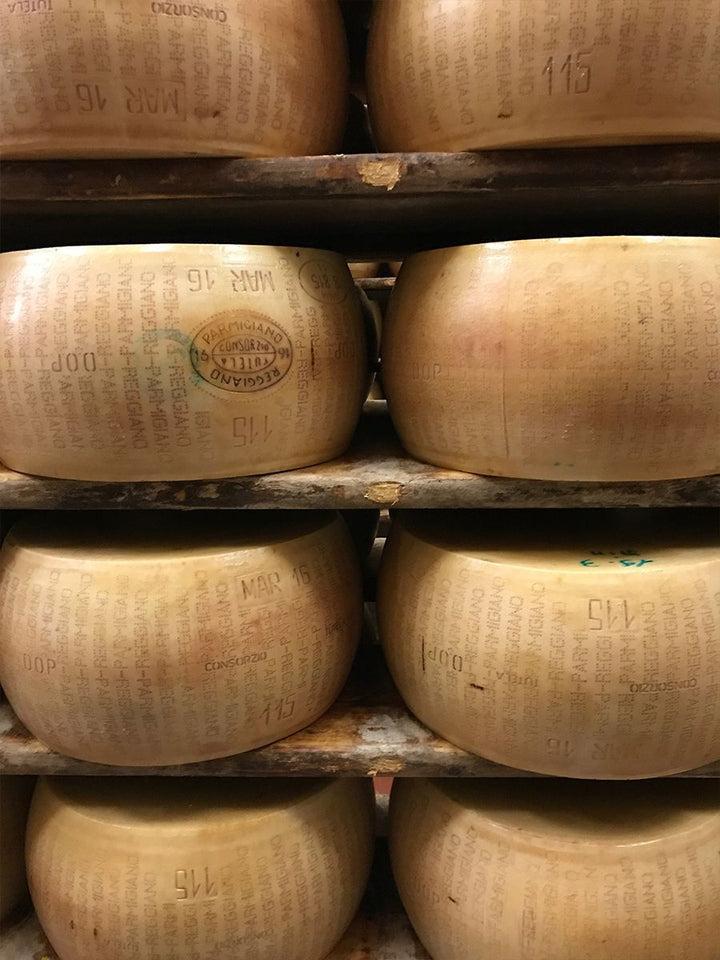 Parmesanost  ca 400g