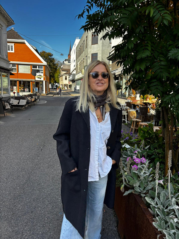 Madonna ulljakke sort