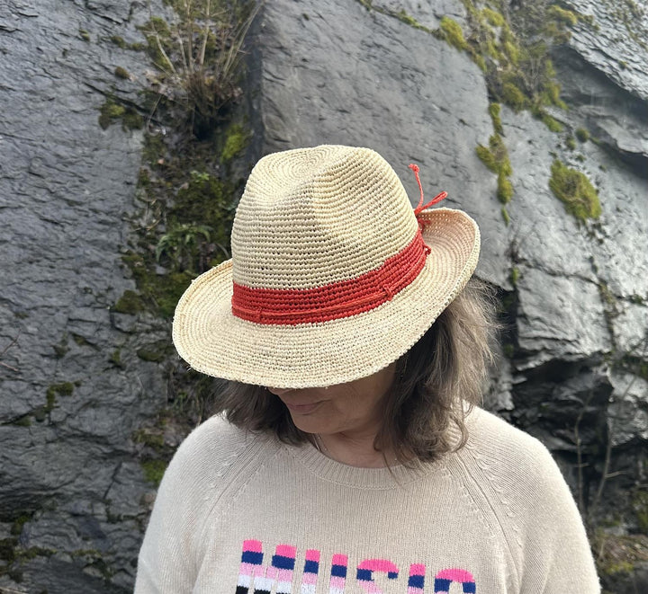 Viviani raffia hatt korall stripet