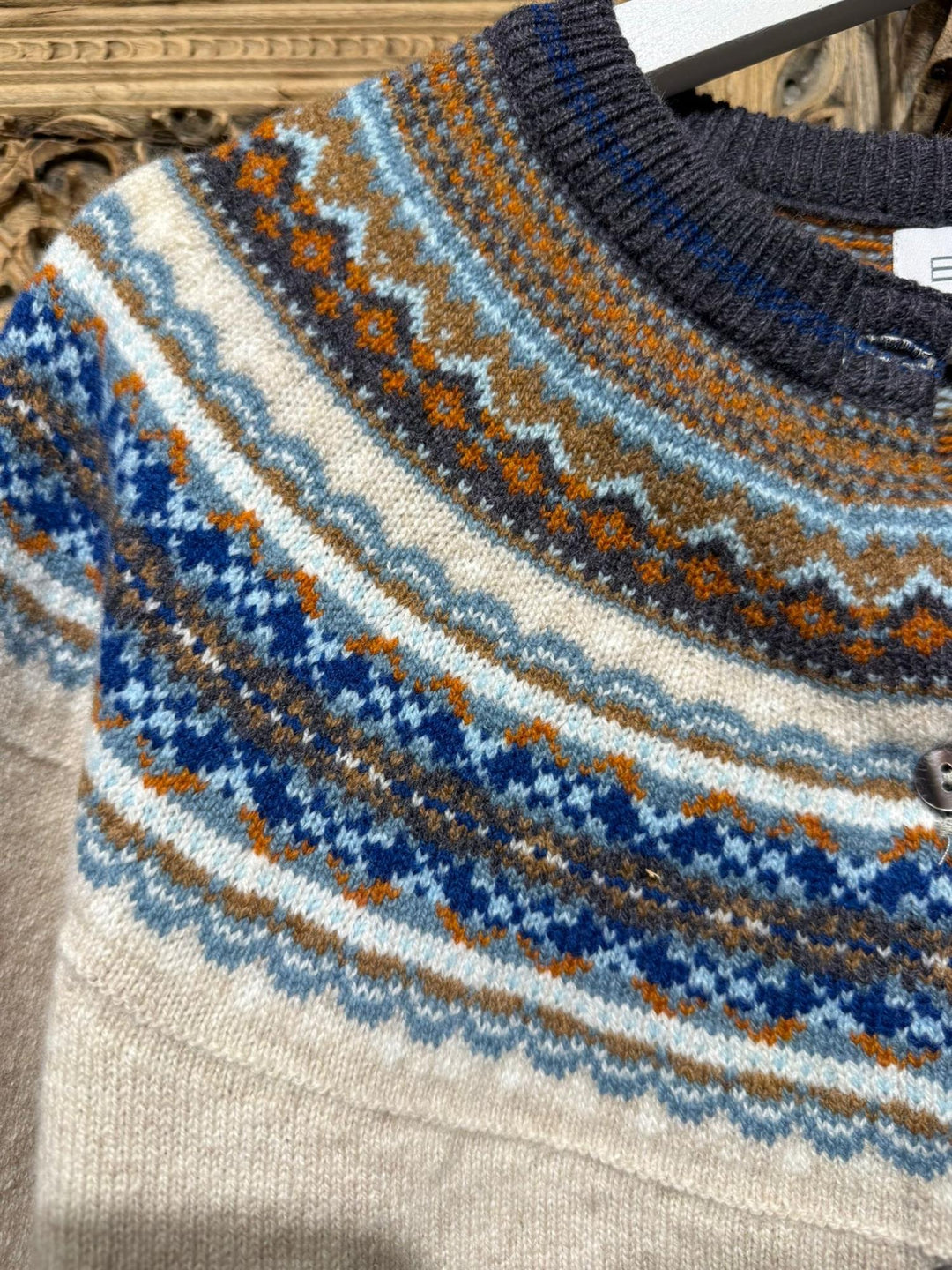 Alpine cardigan taurus