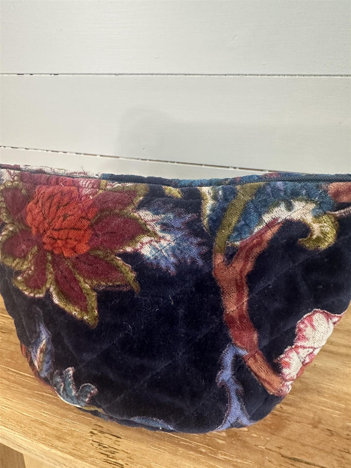 Sminkepung velur blomster dark blue