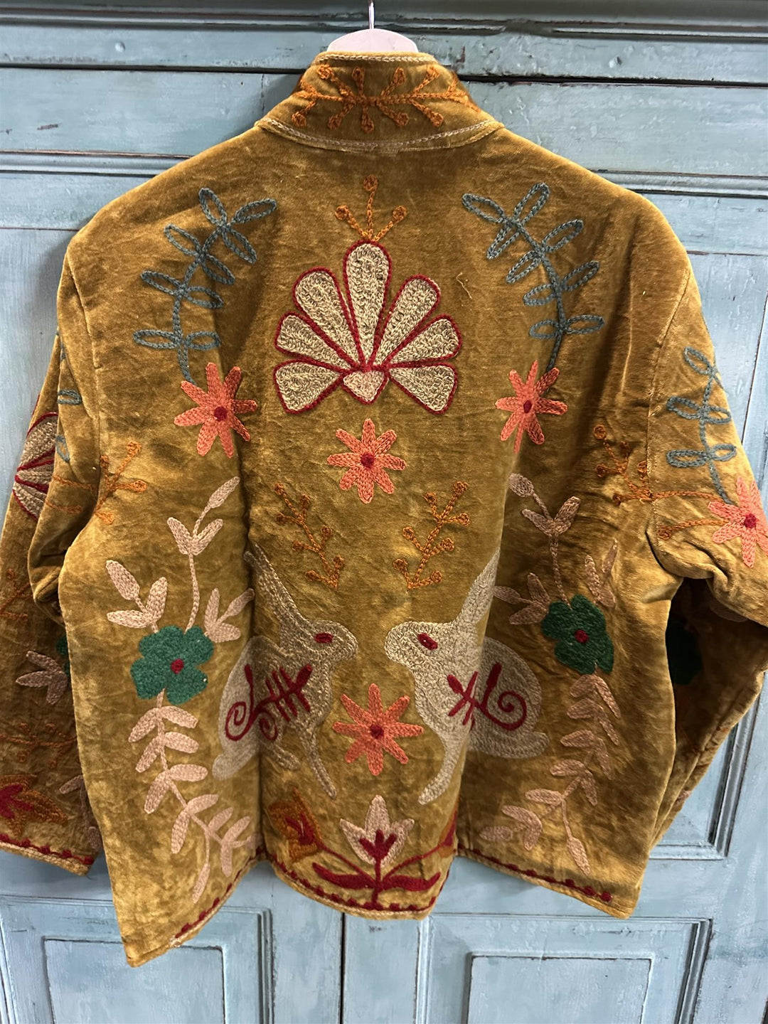 Anouska jakke velur med broderier olive