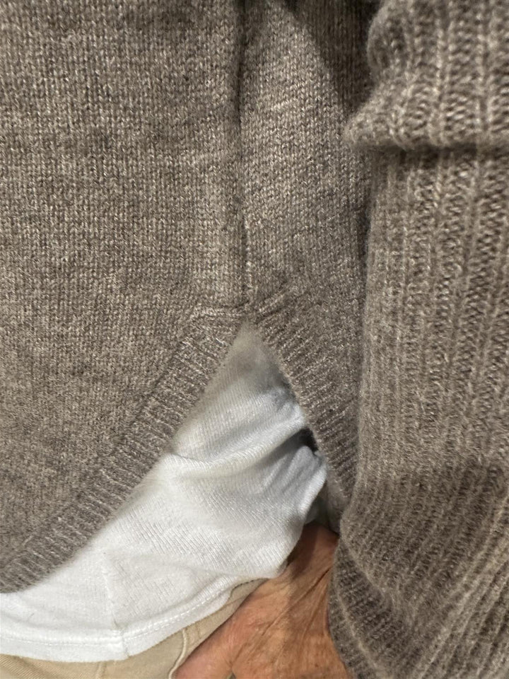 Arya cashmere v-hals genser vison