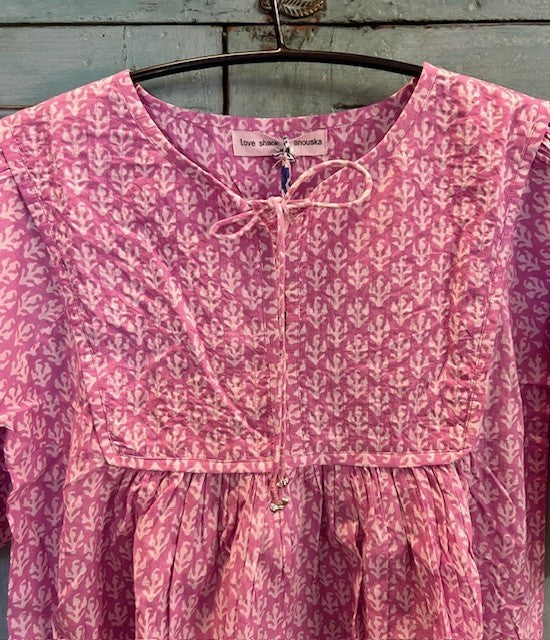 Annabelle smekkekjole purple