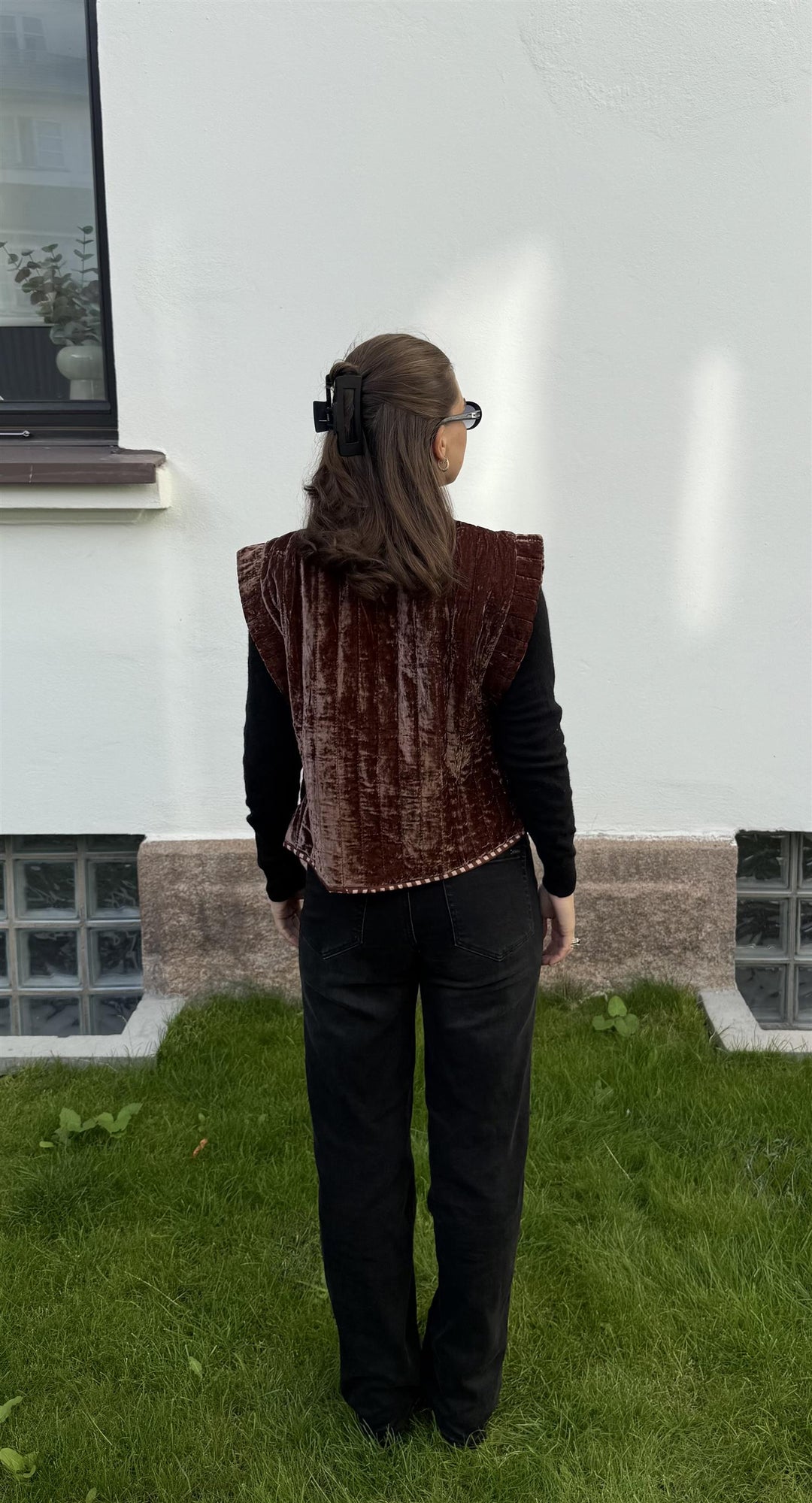 Erika vest velur brun