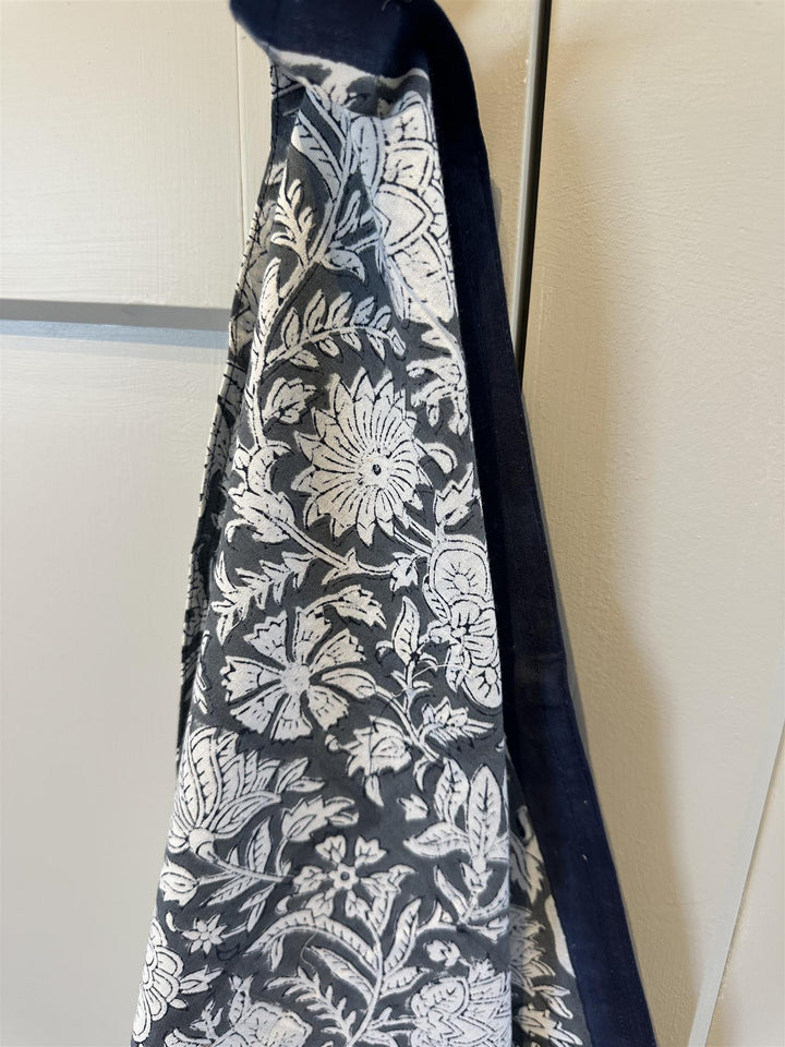 Kjøkkenhåndkle grey blokkprint