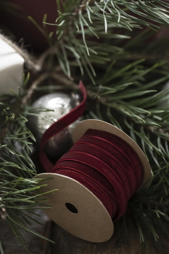 Velurbånd på spole 10 m bordeaux