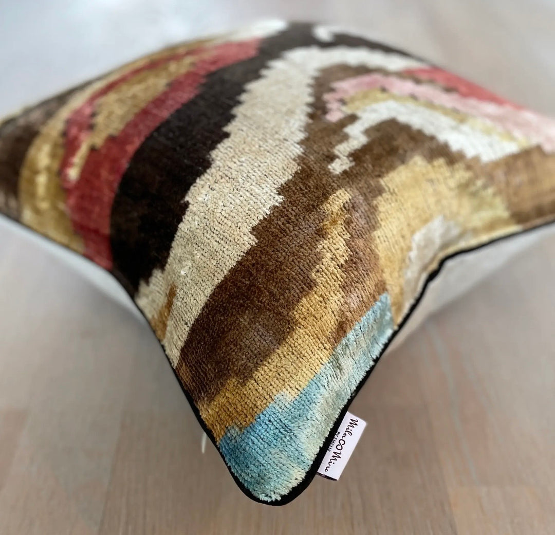 Velvet ikat putetrekk desert of life 50 x 50 cm