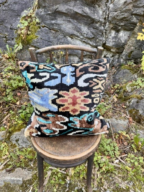 Velvet ikat putetrekk sealife 50 x 50 cm
