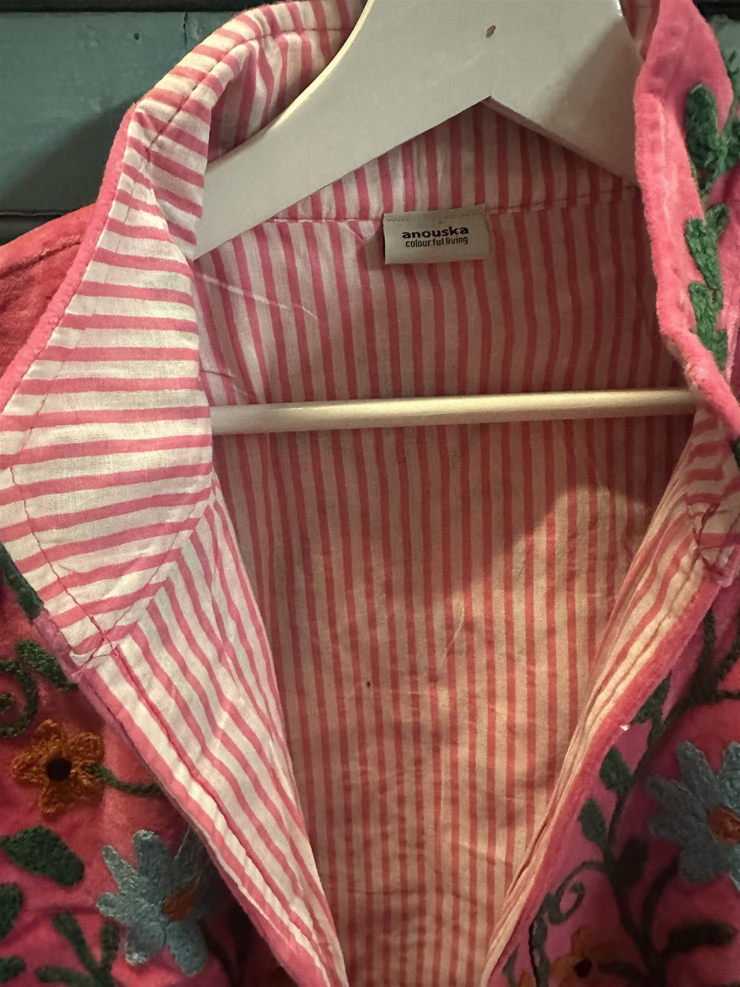 Anouska jakke velur med broderier fuchsia