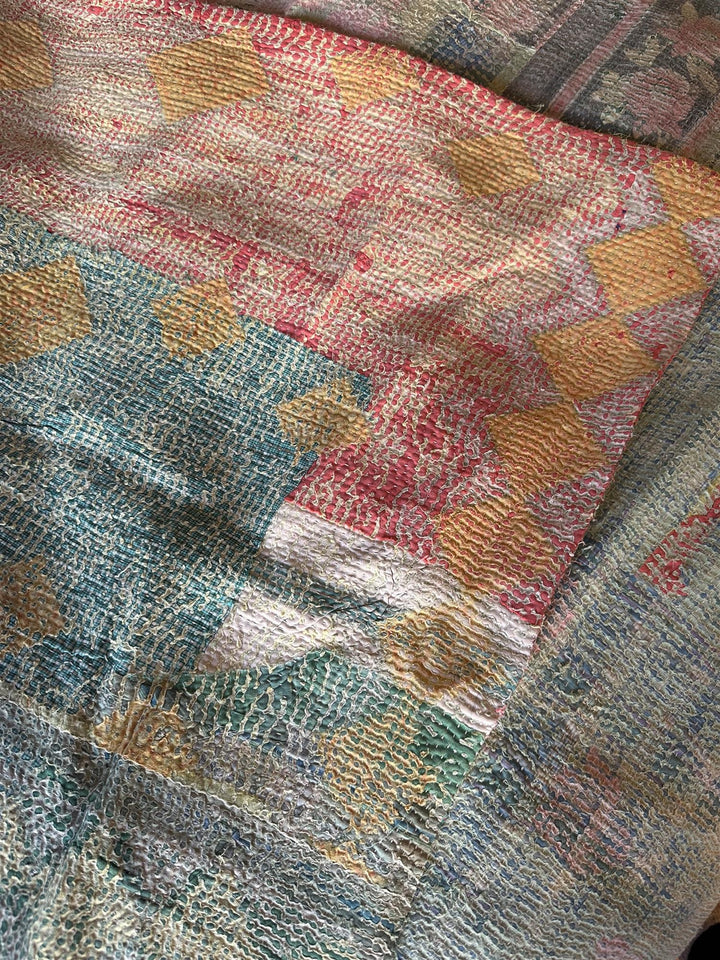 Teppe vintage kantha #110
