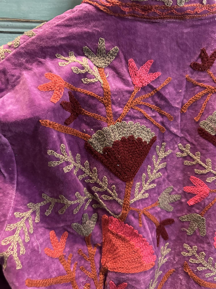 Anouska jakke velur med broderier purple
