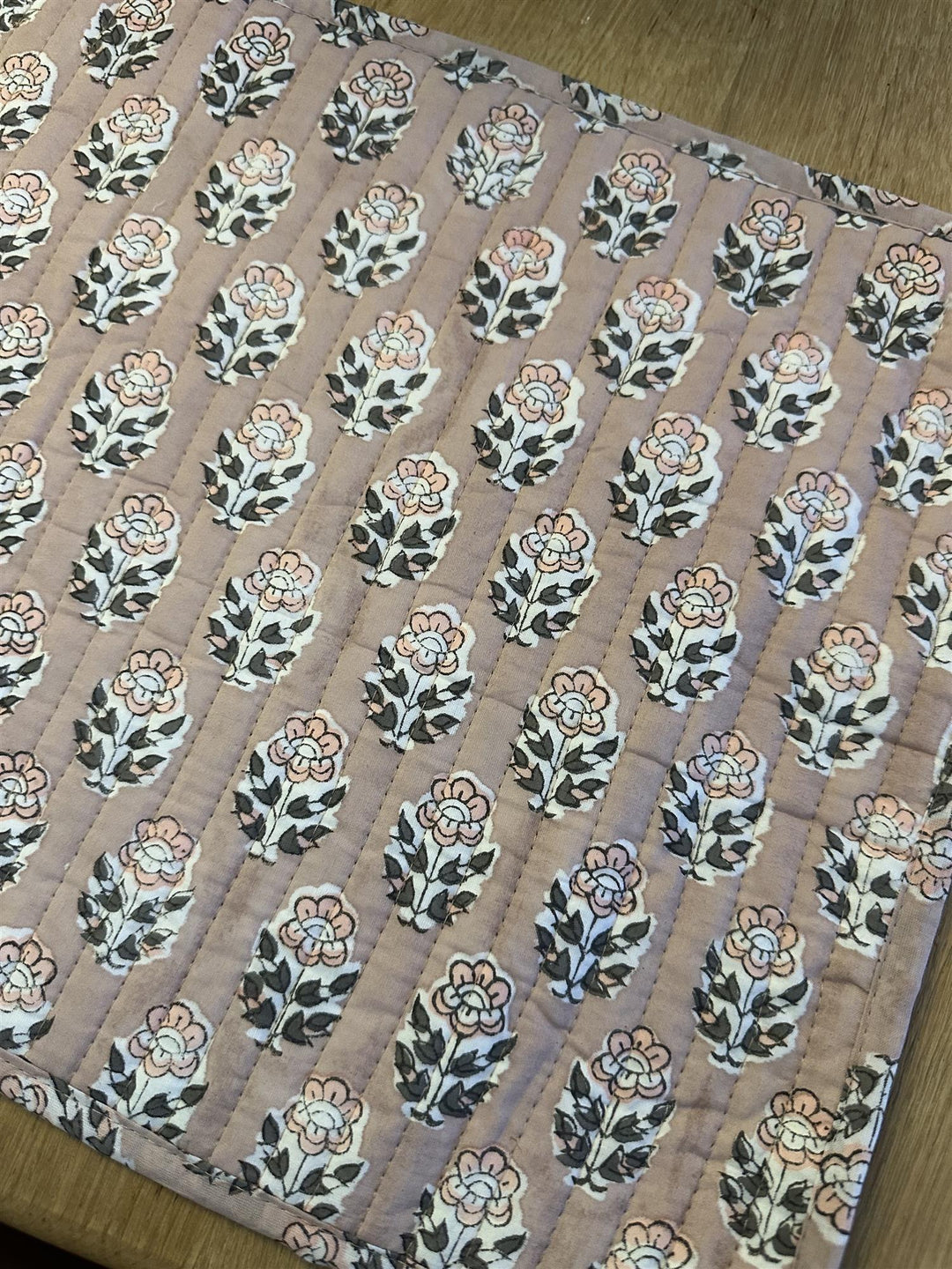 Spisebrikke Alba avlang blokktrykket