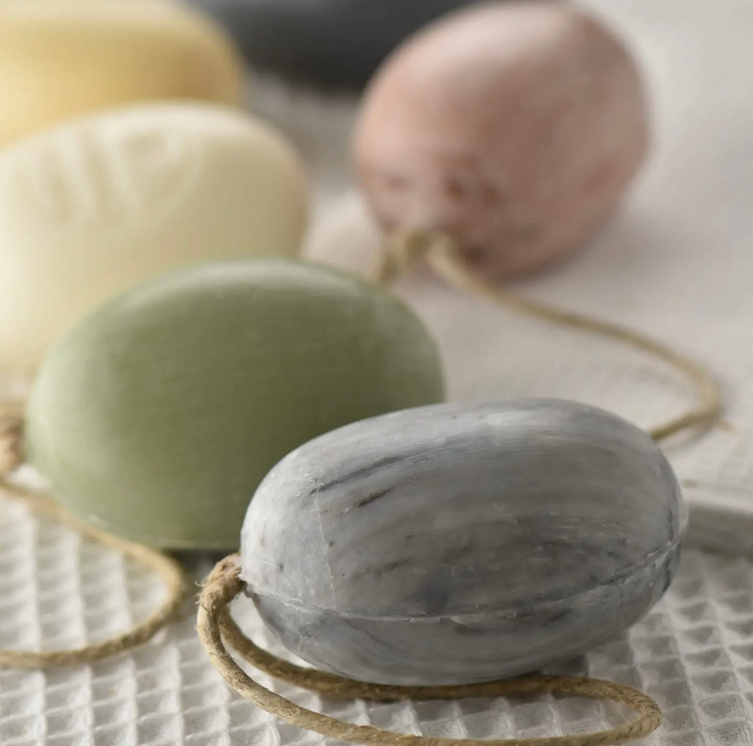 Soap on a rope musk & myrra 200 gram