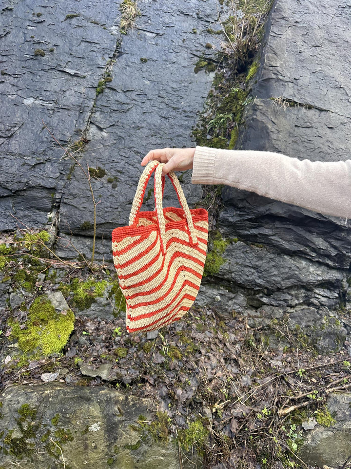 Cavone stripet raffia bag natural/korall