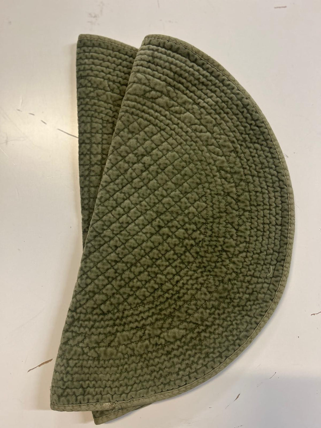 Spisebrikke velur rund Ø: 40 cm Olivo