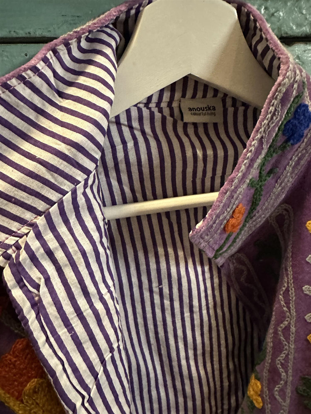 Anouska jakke velur med broderier purple