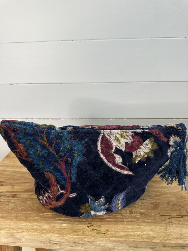 Sminkepung velur blomster dark blue