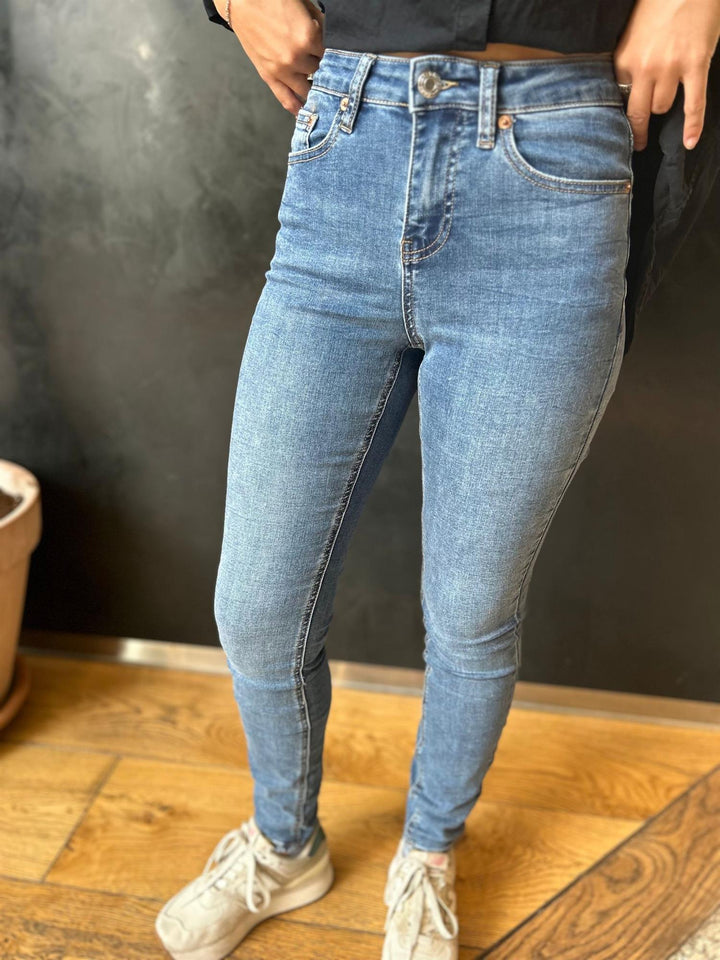 Sofie high rise skinny stone used denim