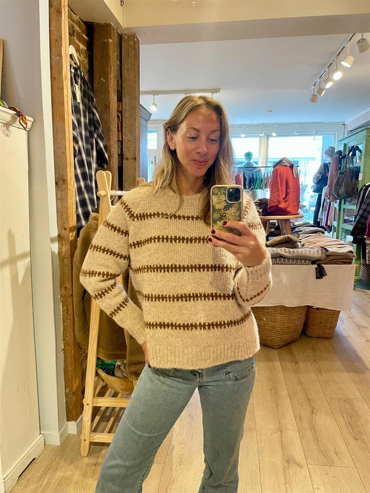 Noele genser light melange sand & hazel