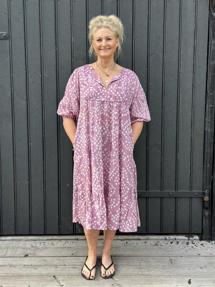 Cecilie Bandani smekkekjole mauve