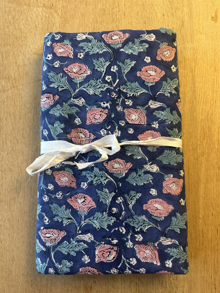 Blokktrykket stoff i metervare 10 meter lengde blue w/pink