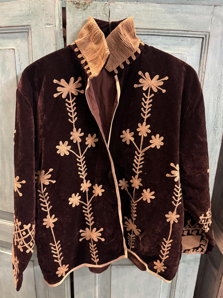 Velvet jakke med broderier kakao