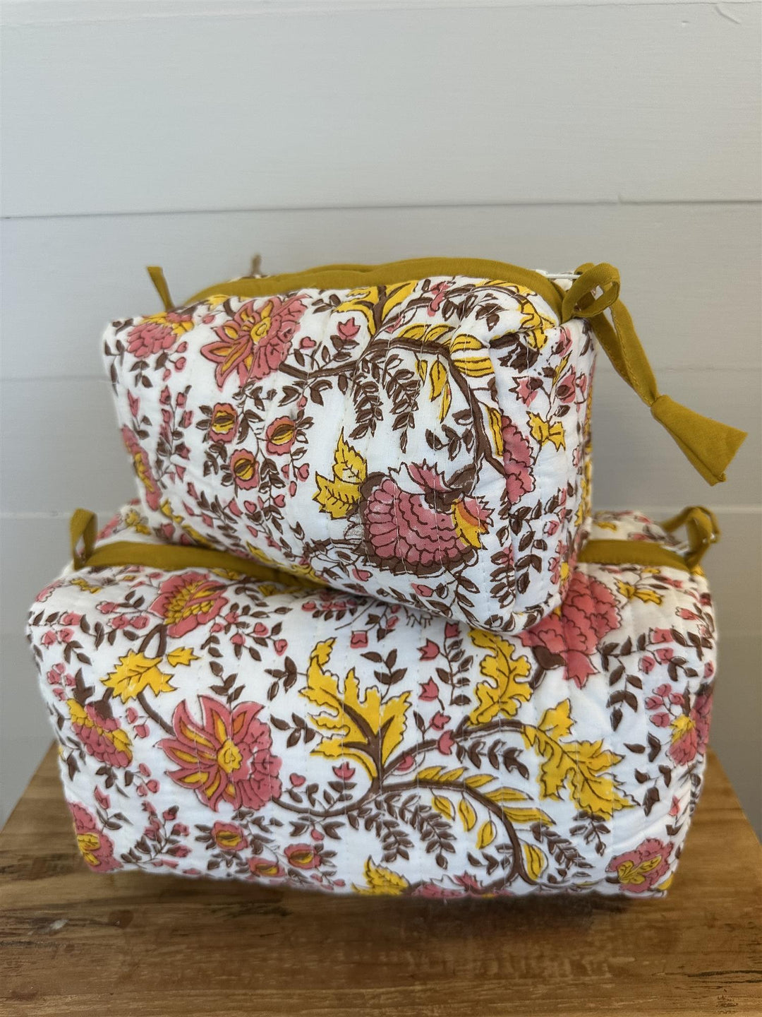 Toalettmappe blokktrykket Fleur yellow