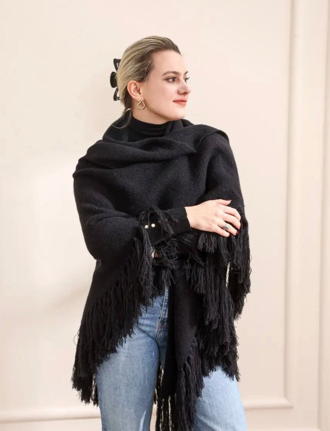 Emilie Poncho Sort