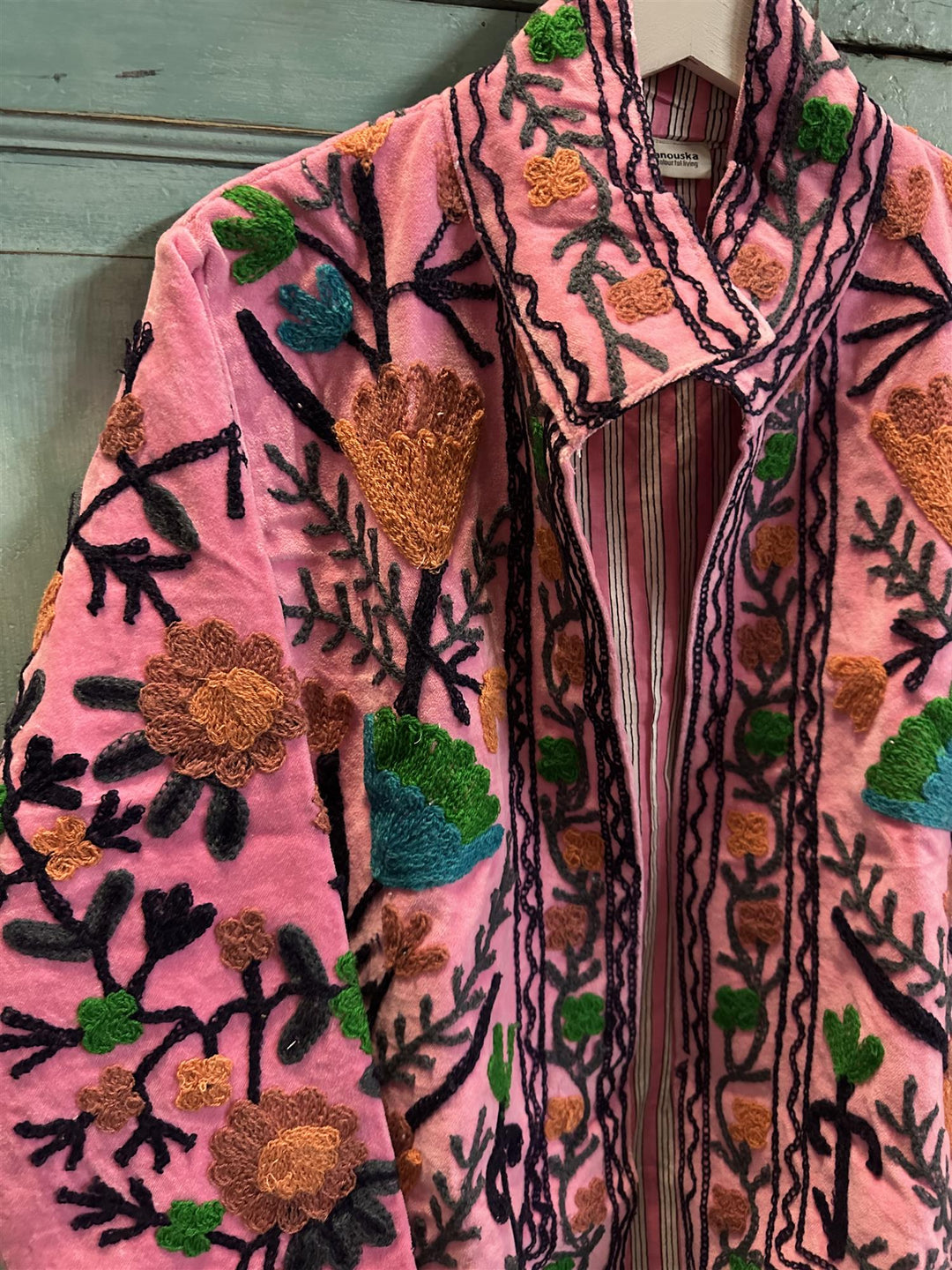 Anouska jakke velur med broderier light pink