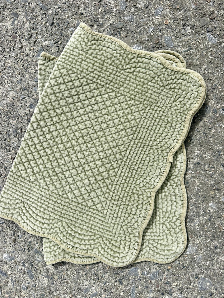 Spisebrikke velur 35x50 cm Olivo