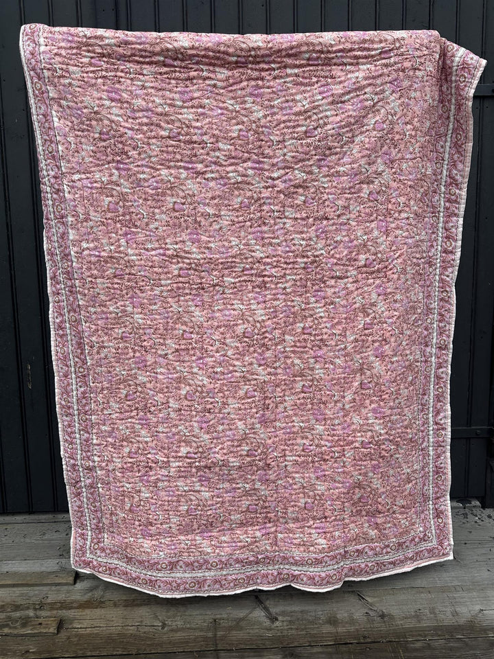Quilt Fleur pink 150 x 250 cm