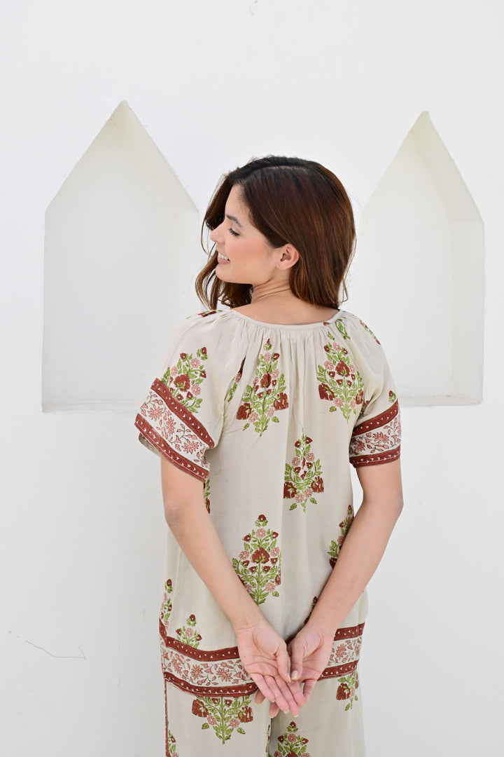 Nimes topp sand/maroon