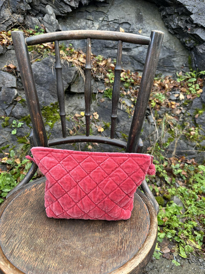 Toalettmappe velur Raddish red