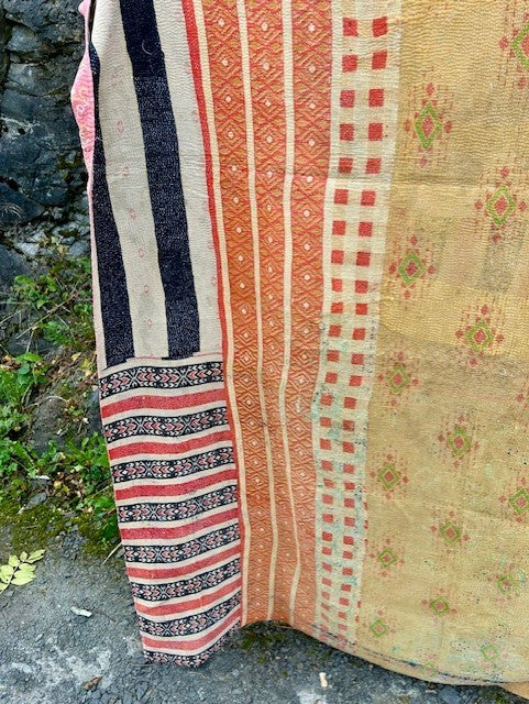Teppe vintage kantha #102