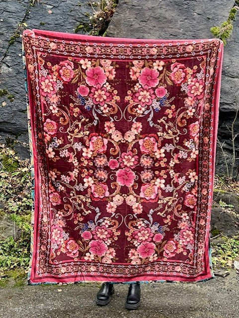 Roland travel blanket