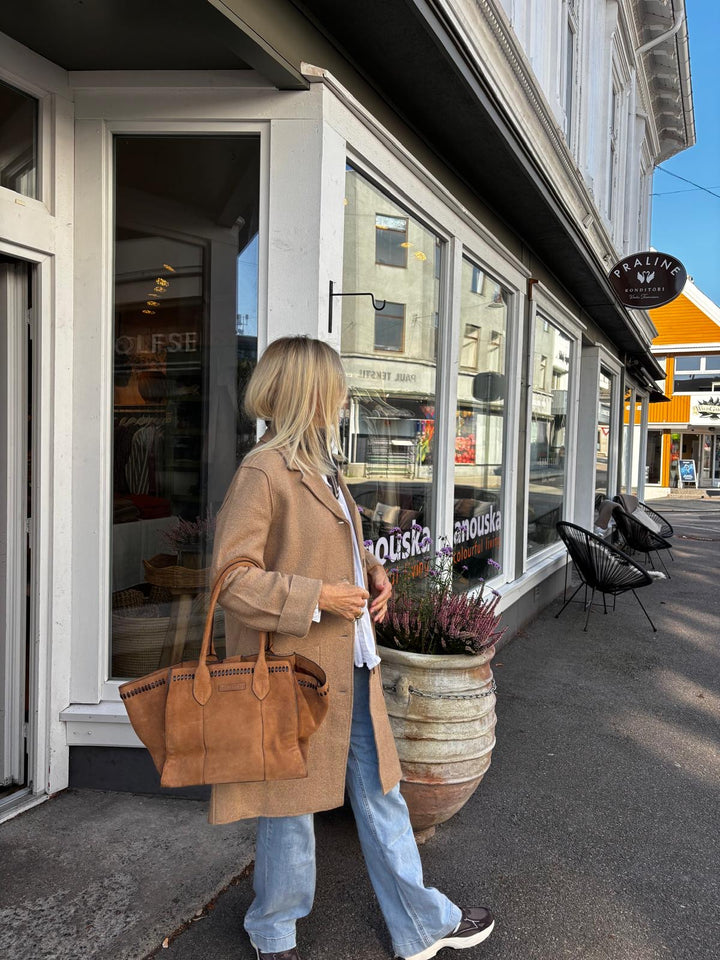 Madonna ulljakke beige